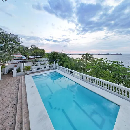Casa De Playa Vistamare Villa